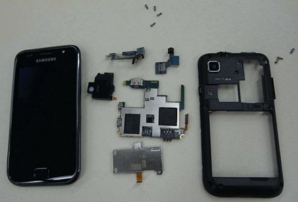 smontaggio-Samsung-Galaxy-S-595x404 (1)