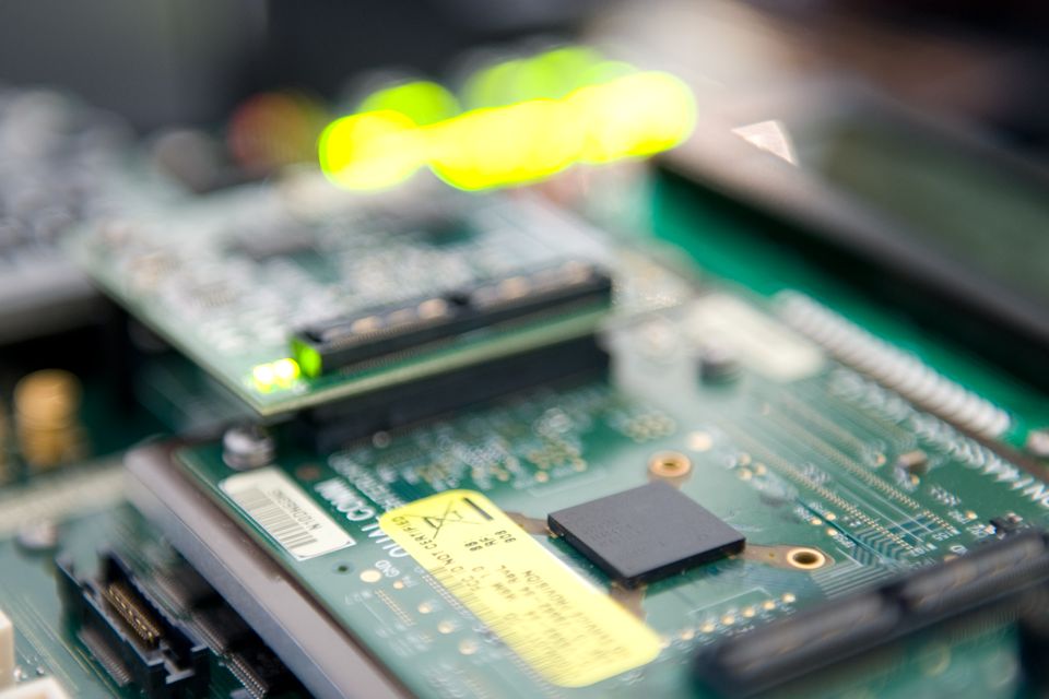 01803418-photo-qualcomm-snapdragon-sur-la-plateforme-de-developpement