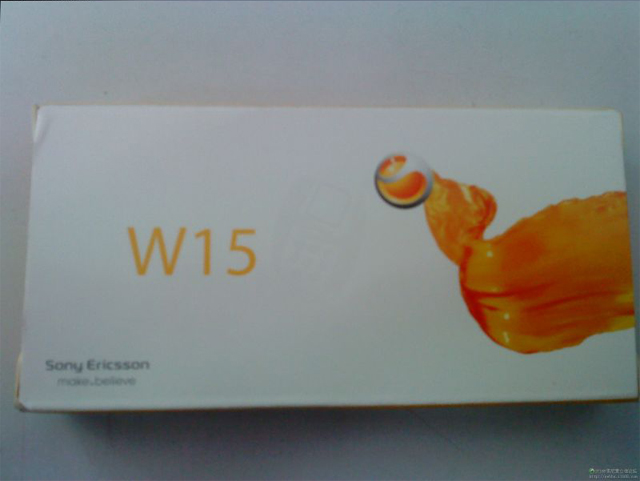 Walkman_W15_retailbox__1