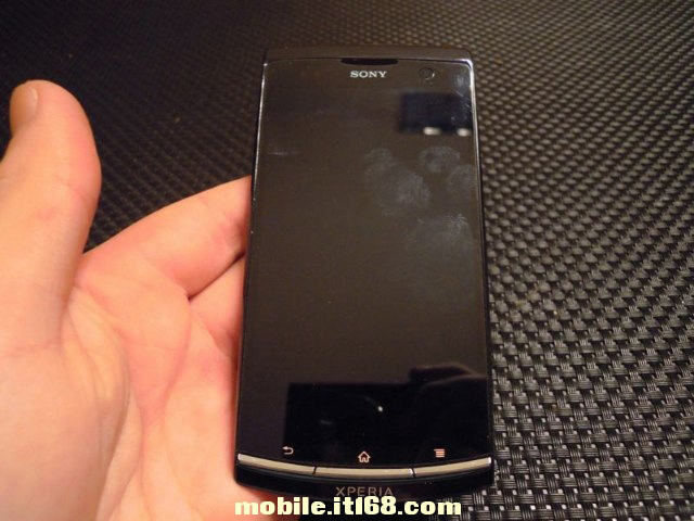 Sony-Xperia-nyphon-1