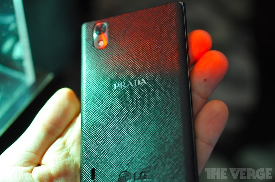 lg-prada-3-0-android-8