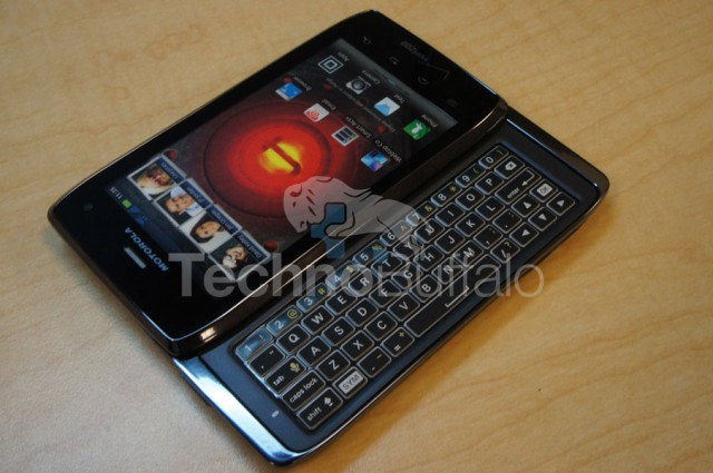 Droid-4-Keyboard-640x425