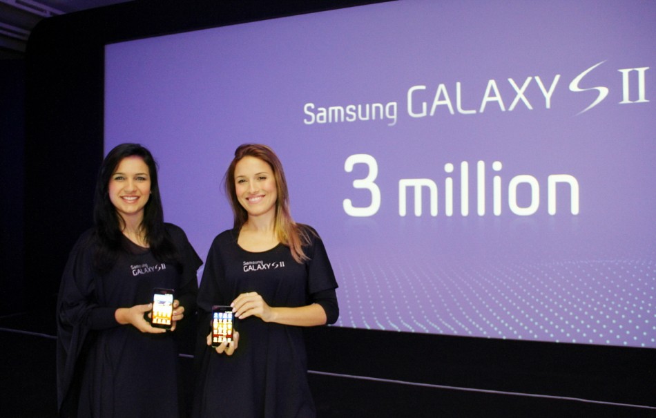 123695-samsung-galaxy-s2-smartphone