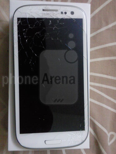 samsung-galaxy-s-iii-s3-ecran-casse-gorilla-display