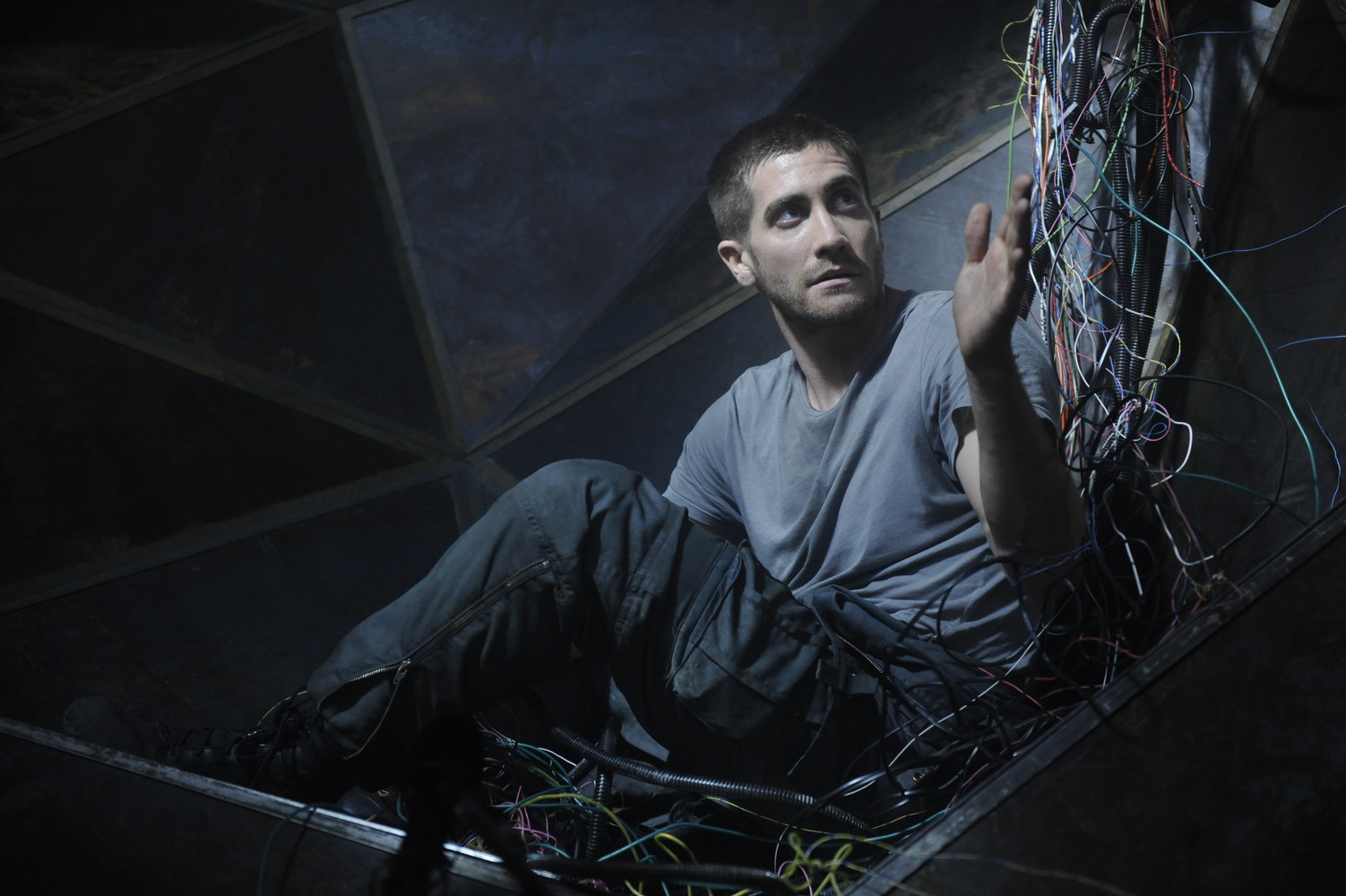 Source Code - Jake Gyllenhaal Source Code - Jake Gyllenhaal