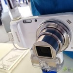 Prise en main du Samsung Galaxy S4 Zoom, un « vrai photophone » Prise en main du Samsung Galaxy S4 Zoom, un « vrai photophone »