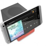 HTC présente Boombass, un amplificateur de basses miniaturisé HTC présente Boombass, un amplificateur de basses miniaturisé