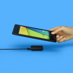 Le chargeur sans fil Nexus est disponible sur le Google Play pour 39,99 euros Le chargeur sans fil Nexus est disponible sur le Google Play pour 39,99 euros