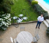 PARROT ROLLING SPIDER LIFESTYLE 3