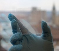 smartphone écran screen incassable insensible film de protection