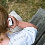 Enfants connectés, parents stressés Enfants connectés, parents stressés