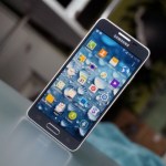 Samsung Galaxy Alpha : prise en main, caractéristiques et prix Samsung Galaxy Alpha : prise en main, caractéristiques et prix