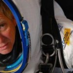 Alan Eustace, vice-président de Google, bat le record de la plus longue chute libre