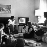 Un rapport presse le gouvernement d’étendre le redevance TV aux tablettes et smartphones dès 2016 Un rapport presse le gouvernement d’étendre le redevance TV aux tablettes et smartphones dès 2016