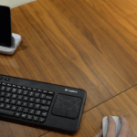 Andromium : un dock pour transformer son smartphone en ordinateur Andromium : un dock pour transformer son smartphone en ordinateur
