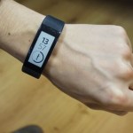 Test du Sony SmartBand Talk (SWR30) : mi-tracker d’activité, mi-smartwatch Test du Sony SmartBand Talk (SWR30) : mi-tracker d’activité, mi-smartwatch