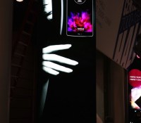 LG G Felx 2 poster CES