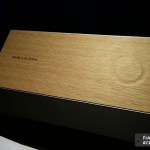 Bang & Olufsen met du tactile dans une tablette en bois, le BeoSound Moment Bang & Olufsen met du tactile dans une tablette en bois, le BeoSound Moment