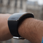 Test de la Samsung Gear S : un OVNI parmi les montres connectées Test de la Samsung Gear S : un OVNI parmi les montres connectées