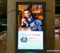 huawei-watch-airport-sign