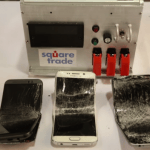 Galaxy S6, iPhone 6 Plus et HTC One M9 : lequel de ces smartphones plie le plus facilement ? Galaxy S6, iPhone 6 Plus et HTC One M9 : lequel de ces smartphones plie le plus facilement ?