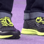 Lenovo montre ses chaussures assez intelligentes pour savoir si vous êtes de bonne humeur Lenovo montre ses chaussures assez intelligentes pour savoir si vous êtes de bonne humeur