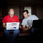 Deux hackeurs montrent les failles de la voiture connectée en piratant une Jeep à distance Deux hackeurs montrent les failles de la voiture connectée en piratant une Jeep à distance