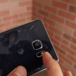 Samsung Galaxy Note 5 : un premier drop-test vidéo montre certaines faiblesses Samsung Galaxy Note 5 : un premier drop-test vidéo montre certaines faiblesses