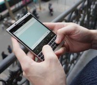 blackberry passport silver edition 9