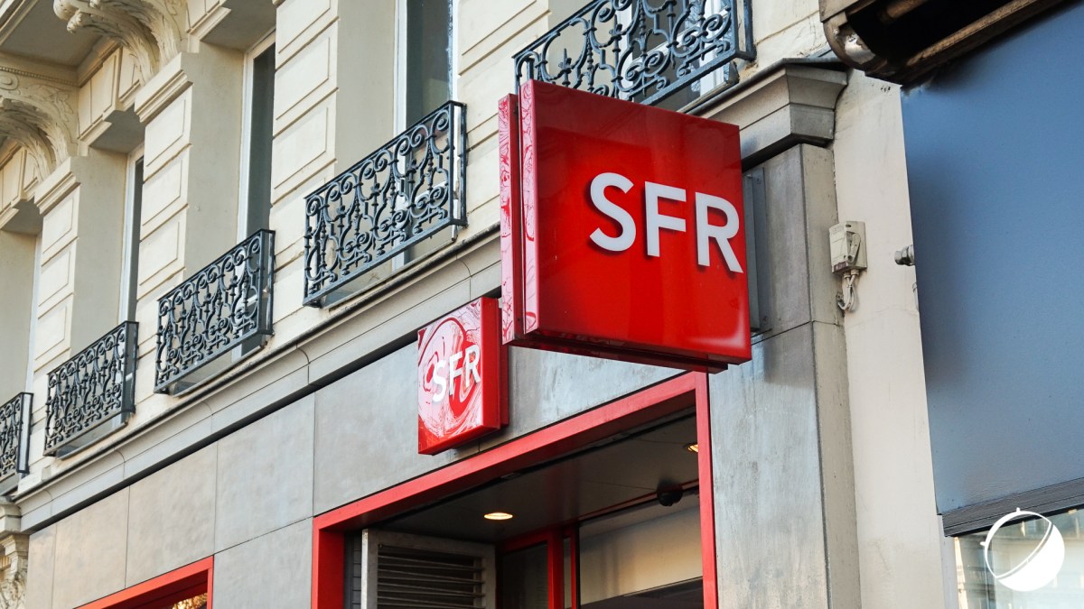 Changement de forfait, migration de numéro, couverture mobile : qu’est-ce que le rachat de SFR va changer pour vous selon l’Arcep