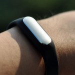 Le Mi Band pour contrôler son drone, voilà une idée périlleuse et ambitieuse Le Mi Band pour contrôler son drone, voilà une idée périlleuse et ambitieuse