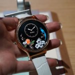 CES 2016 : Huawei Watch Elegant et Jewel, des montres connectées « pour femmes » CES 2016 : Huawei Watch Elegant et Jewel, des montres connectées « pour femmes »