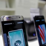 Il sera bientôt possible de retirer de l’argent au distributeur avec un smartphone Il sera bientôt possible de retirer de l’argent au distributeur avec un smartphone