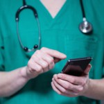 Numerama a enquêté sur les applications de « téléconseil médical » Numerama a enquêté sur les applications de « téléconseil médical »