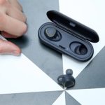 Samsung va évidement lancer un concurrent des Apple AirPods avec le Galaxy S8 Samsung va évidement lancer un concurrent des Apple AirPods avec le Galaxy S8