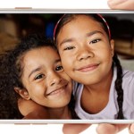L’Oppo F1S est officiel et se veut « expert en selfies » L’Oppo F1S est officiel et se veut « expert en selfies »