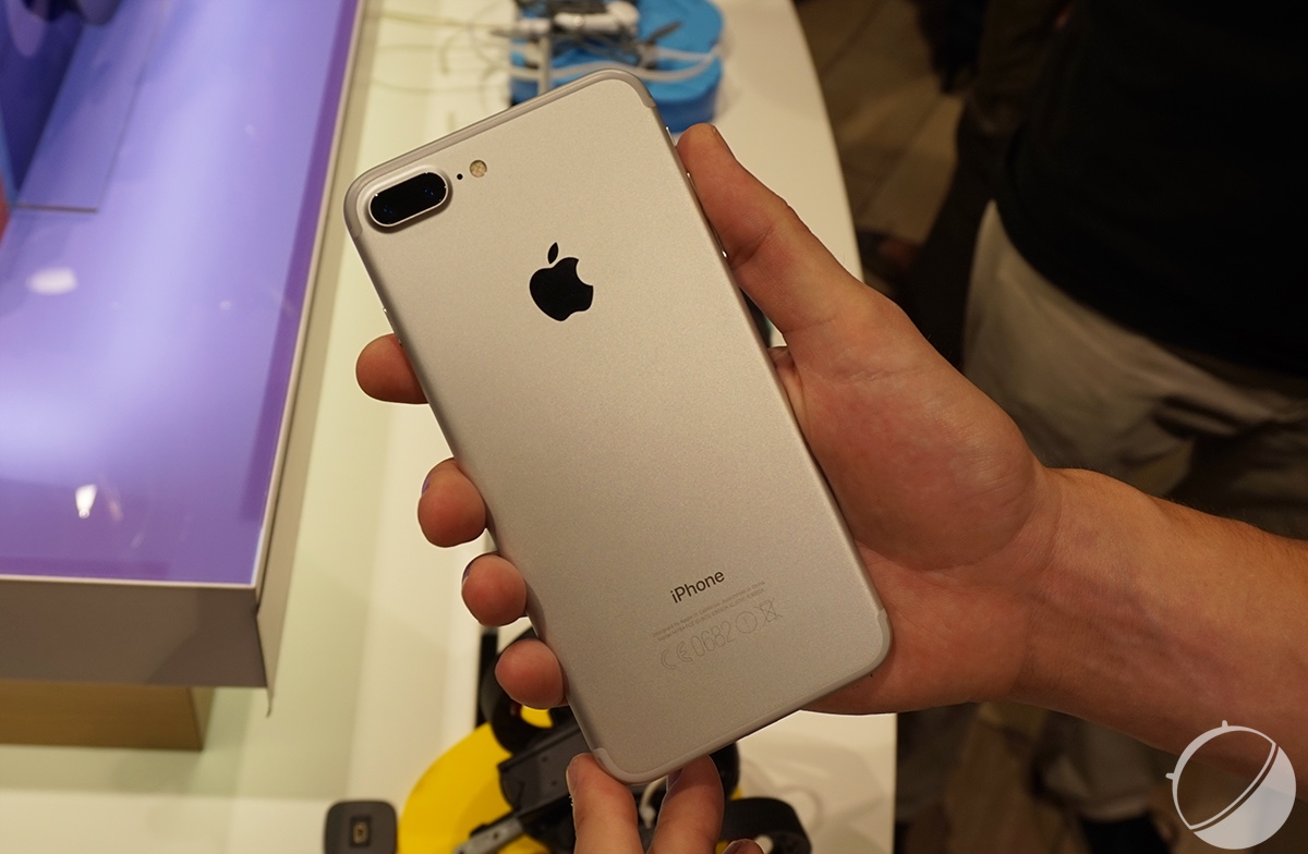iPhone 7 9