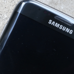 Le Samsung Galaxy S8 serait le premier smartphone à utiliser un lecteur d’empreinte optique Le Samsung Galaxy S8 serait le premier smartphone à utiliser un lecteur d’empreinte optique