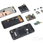 Google Pixel XL : iFixit a réussi à trouver un logo HTC en le démontant Google Pixel XL : iFixit a réussi à trouver un logo HTC en le démontant