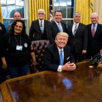 Ces entreprises qui travaillent avec Donald J. Trump : Le côté obscur de la Silicon Valley Ces entreprises qui travaillent avec Donald J. Trump : Le côté obscur de la Silicon Valley