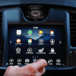 CES 2017 : nous avons discuté avec Google Assistant sous Nougat dans une Chrysler 300 CES 2017 : nous avons discuté avec Google Assistant sous Nougat dans une Chrysler 300