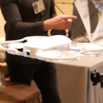 CES 2017 : Notre prise en main vidéo du Dobby, un drone intelligent, 4K et compact CES 2017 : Notre prise en main vidéo du Dobby, un drone intelligent, 4K et compact