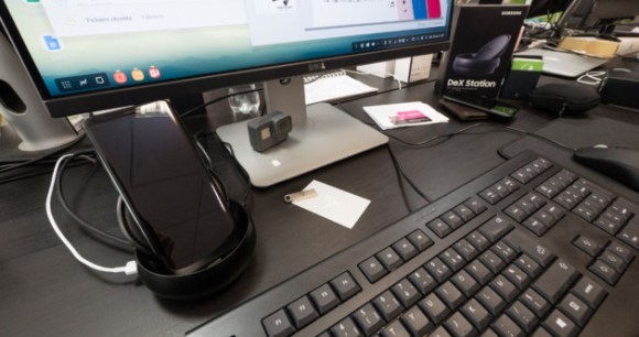 samsung-dex-station-2 samsung-dex-station-2