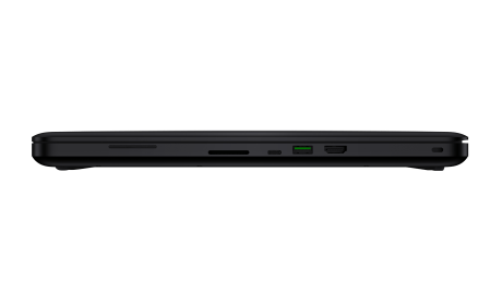 RZR_Blade17_R-side-closed