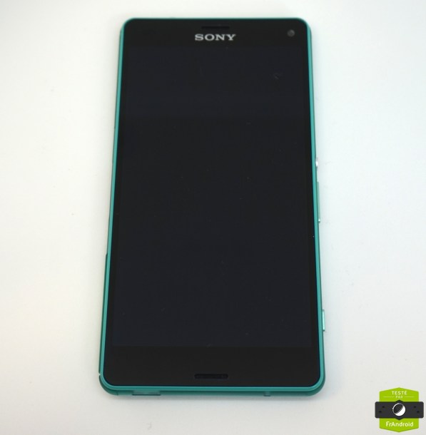 Sony-Xperia-Z3-Compact-vert-deau-11