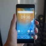 Prise en main du Nokia 8 : le retour du fleuron européen Prise en main du Nokia 8 : le retour du fleuron européen