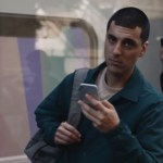 Galaxy S21 : Samsung retire les publicités où il se moquait d&rsquo;Apple et de l&rsquo;iPhone 12 sans chargeur