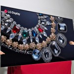 CES 2018 : LG dévoile une immense TV OLED en définition 8K, une première mondiale CES 2018 : LG dévoile une immense TV OLED en définition 8K, une première mondiale