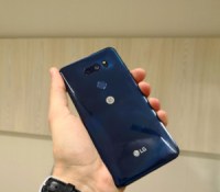 LG V30S dos