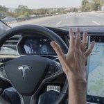 Tesla : un conducteur jugé après avoir laissé la place de conducteur vide